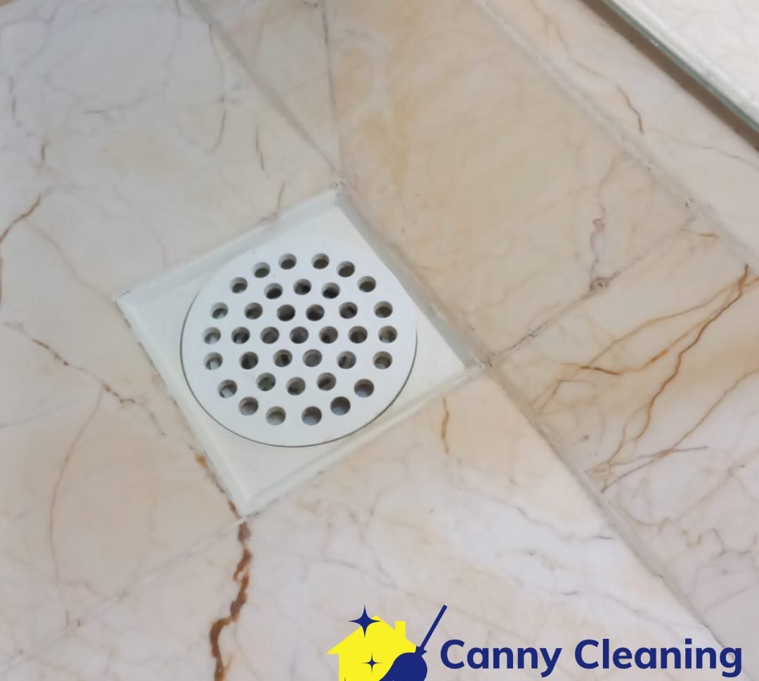 bathroom-cleaning-canny-cleaning-singapore-condo-queenstown-1