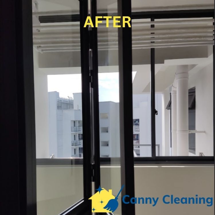 bifold-door-cleaning-post-renovation-cleaning-service-canny-cleaning-singapore-hdb-sengkang-3
